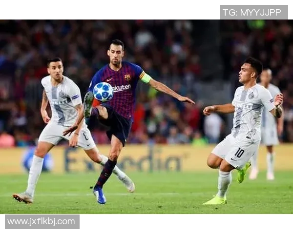 赛后分析:西安足球队与上海足球队的战术意识与表现对比探讨 赛后分析:西安足球队与上海足球队的战术意识与表现对比探讨